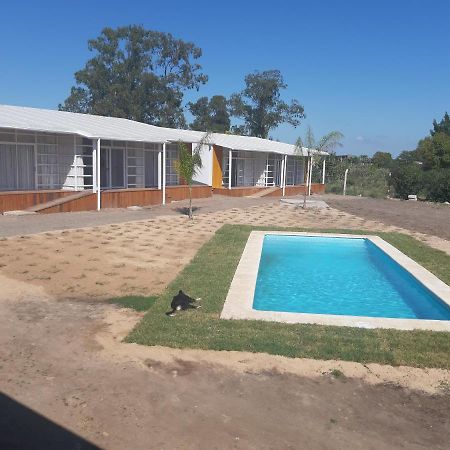 Hotel Terrazas Del Rio Negro Centenario Buitenkant foto
