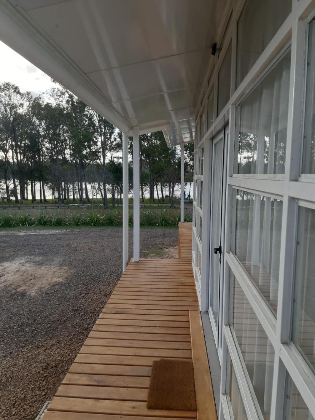 Hotel Terrazas Del Rio Negro Centenario Buitenkant foto